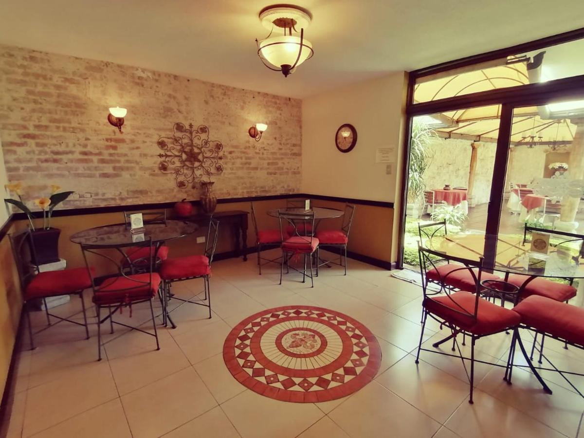 Hostal Villa Toscana Γουατεμάλα Εξωτερικό φωτογραφία