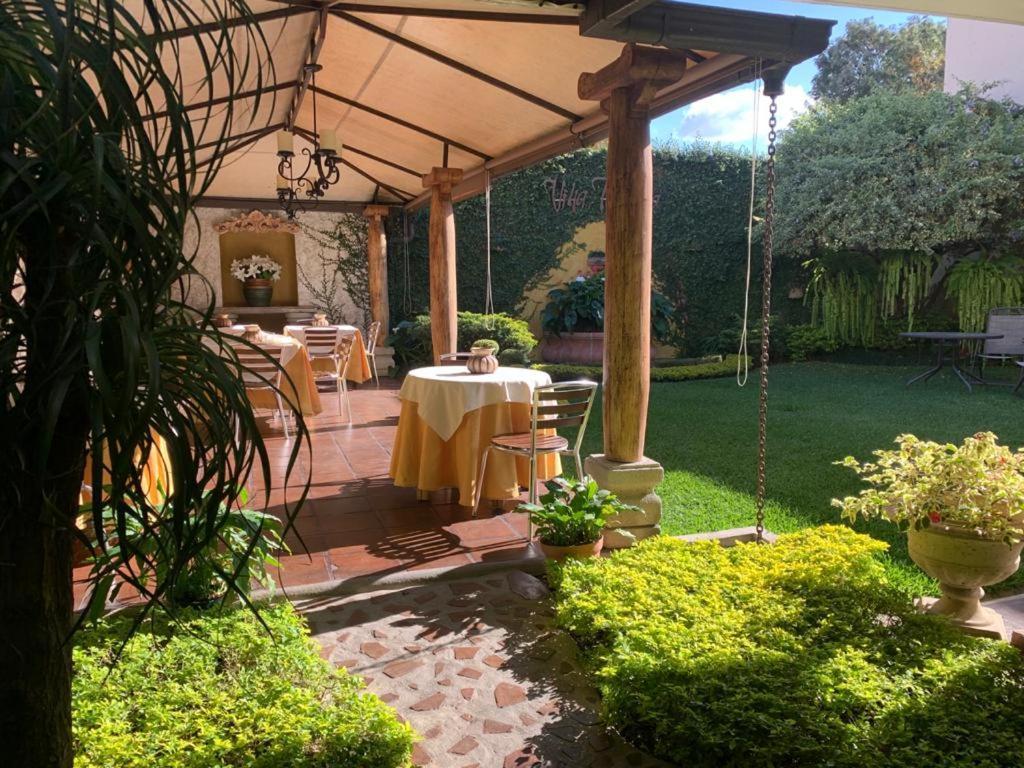 Hostal Villa Toscana Γουατεμάλα Εξωτερικό φωτογραφία