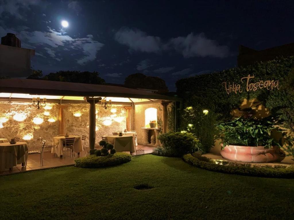 Hostal Villa Toscana Γουατεμάλα Εξωτερικό φωτογραφία