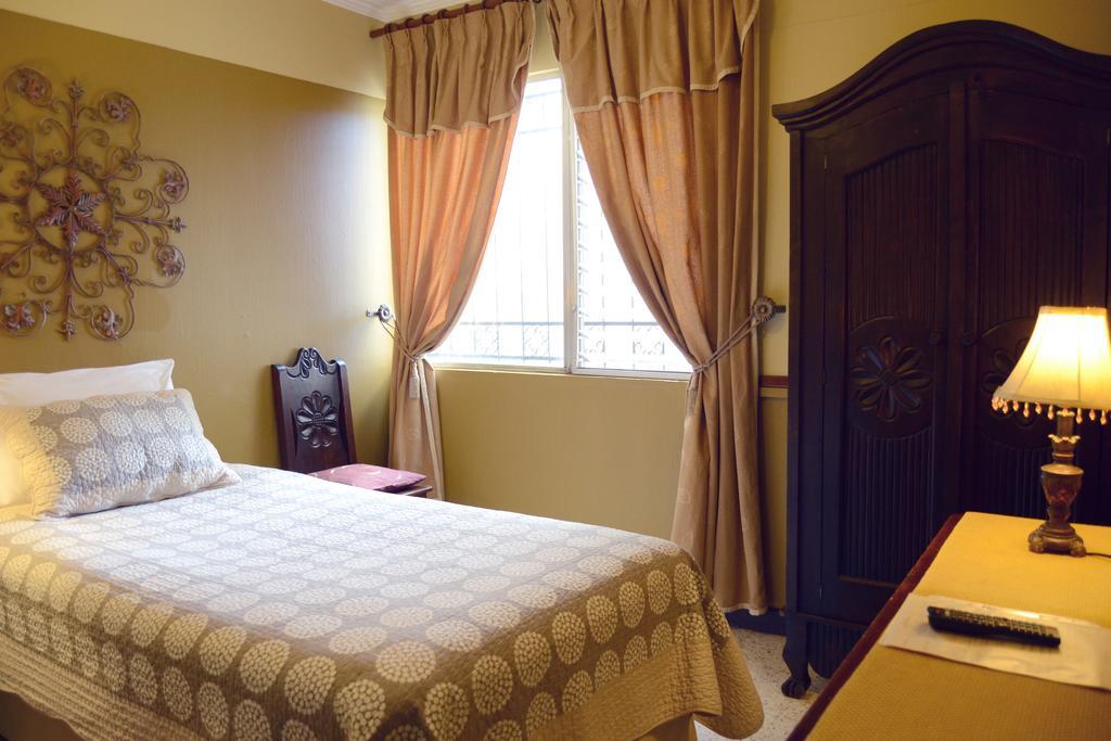 Hostal Villa Toscana Γουατεμάλα Εξωτερικό φωτογραφία