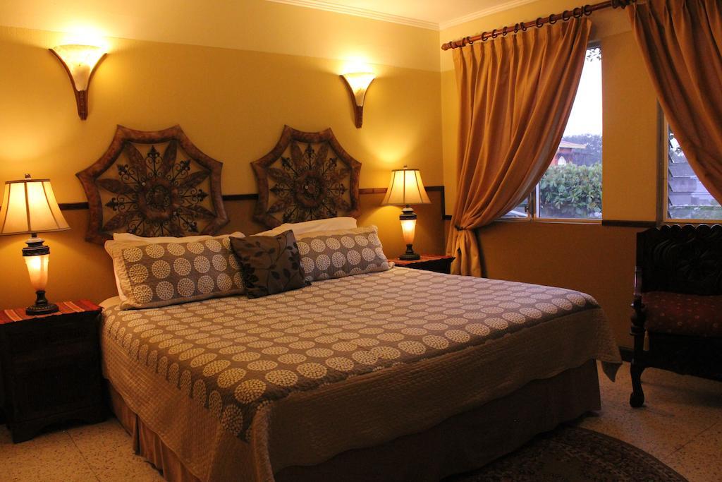 Hostal Villa Toscana Γουατεμάλα Δωμάτιο φωτογραφία