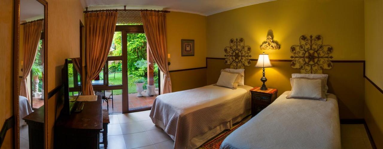 Hostal Villa Toscana Γουατεμάλα Εξωτερικό φωτογραφία